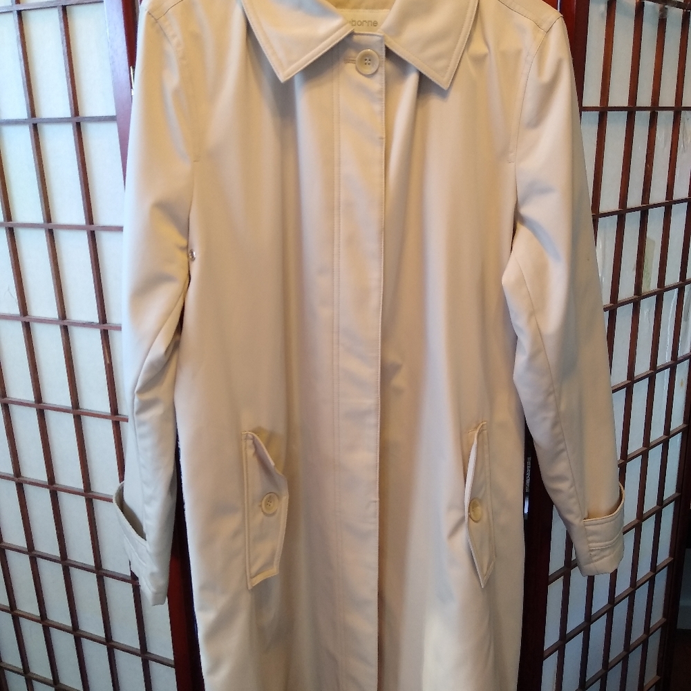 Liz Claiborne spring/fall tan dress coat